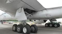 બાઇક અને કારની જેમ શું પ્લેનના ટાયરમાં પણ પડે છે પંક્ચર? જાણો જવાબ