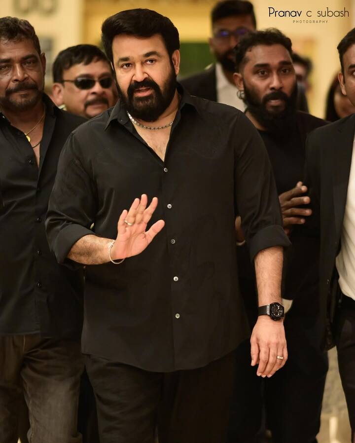 मलयालम सिनेमा के सुपरस्टार मोहनलाल ने अपने करियर की शुरुआत आज से 47 साल पहले की थी लेकिन उनका जलवा आज भी कायम है.65 साल के एक्टर की हाल में फिल्म एल 2 एम्पुरान भी आई थी,जिसे लोगों ने खूब पसंद किया.