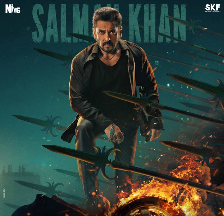 लिस्ट में टॉप बॉलीवुड के भाईजान यानी सलमान खान की फिल्म 'सिकंदर' ट्रेंडिग में है. बॉक्स ऑफिस पर कुछ खास नहीं कर पाने के बावजूद एक्टर की ये फिल्म यहां दर्शकों का खूब प्यार बटोर रही है.