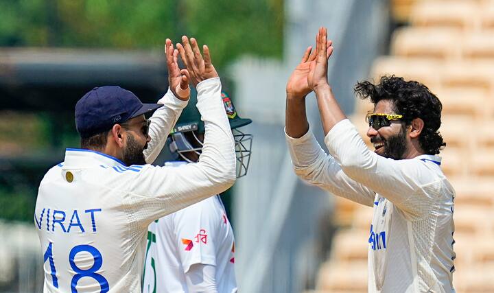 रोहित शर्मा ने हाल ही में टेस्ट क्रिकेट से संन्यास ले लिया. इसके बाद शुभमन गिल को टेस्ट टीम की कमान सौंपी गई है. इस दौरान रवींद्र जडेजा ने टेस्ट कप्तानी को लेकर बड़ा बयान दिया है. कुछ लोगों का मानना है कि जडेजा ने विराट कोहली और रोहित पर तंज कसा है.