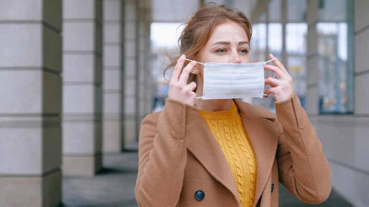 कोविड-19 के वेरिएंट्स में ओमिक्रॉन सबसे ज्यादा फैलने वाला SARS-CoV-2 स्ट्रेन है. इसके कई सब वेरिएंट भी आए है. ओमिक्रोन के कई सब वेरिएंट बहुत जल्दी फैलते हैं. यह डेल्टा से भी ज्यादा संक्रामक और खतरनाक हैं.