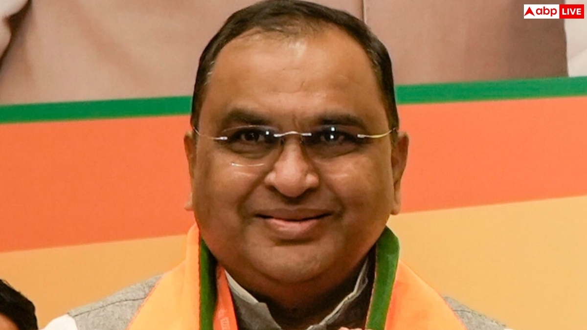 मुस्लिम महिलाओं को संविधान की किताब देगी BJP, मस्जिद और मदरसों में लगाएगी चौपाल