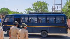 दिल्ली से 160 बांग्लादेशियों को किया जा रहा डिपोर्ट, त्रिपुरा से सड़क मार्ग से होगी वापसी