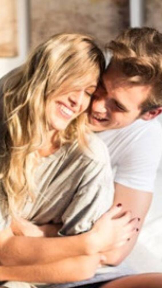 লং ডিসটেন্স রিলেশনশিপে আছেন? সম্পর্ক মজবুত করবেন কীভাবে?