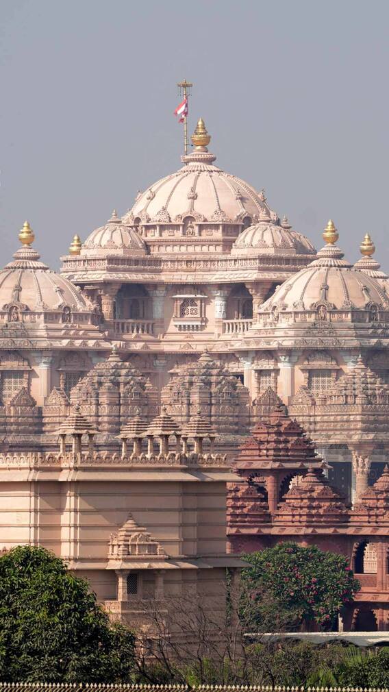 दिल्ली एयरपोर्ट से कैसे पहुंच सकते हैं अक्षरधाम मंदिर