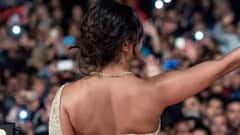 'वर्जिन बायको शोधत बसू नका, 'वर्जिनिटी' एका रात्रीत संपते, अभिनेत्री प्रियांका चोप्राचं वक्तव्य चर्चेत