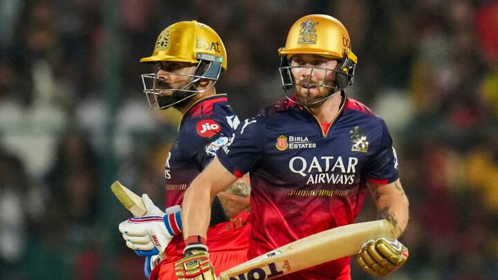 PBKS VS RCB: विराट कोहली के ओपनिंग पार्टनर फिल साल्ट ने पंजाब किंग्स के खिलाफ इतिहास रच दिया है. उन्होंने दिग्गज खिलाड़ी वीरेंद्र सहवाग को पीछे छोड़कर रिकॉर्ड अपने नाम किया.