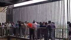 Noida वेस्ट गौर सिटी सेंटर की 16वीं मंजिल से युवक ने कूदकर की आत्महत्या, जांच में जुटी पुलिस