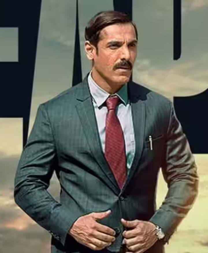 जॉन अब्राहम हाल ही में अपनी नई फिल्म 'द डिप्लोमेट' में नजर आ रहे हैं. एक्टर की यह फिल्म सिनेमाघरों में रिलीज होने के बाद अब ओटीटी प्लेटफॉर्म नेटफ्लिक्स पर ट्रेंड कर रही है.