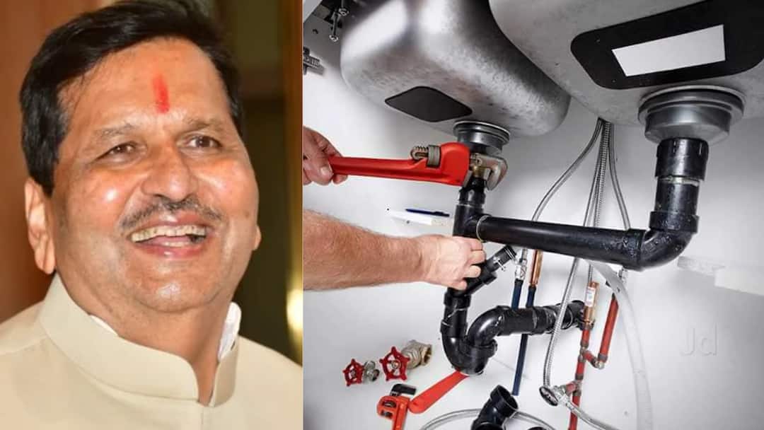 Plumbers: आता प्लंबर म्हणायचं नाही, वॉटर इंजिनिअर म्हणायचं, राज्य सरकार मोठा निर्णय घेण्याच्या तयारीत Plumbers water fitting now onwards called as Water engineer Maharashtra government may take decision professions names may change Plumbers: आता प्लंबर म्हणायचं नाही, वॉटर इंजिनिअर म्हणायचं, राज्य सरकार मोठा निर्णय घेण्याच्या तयारीत