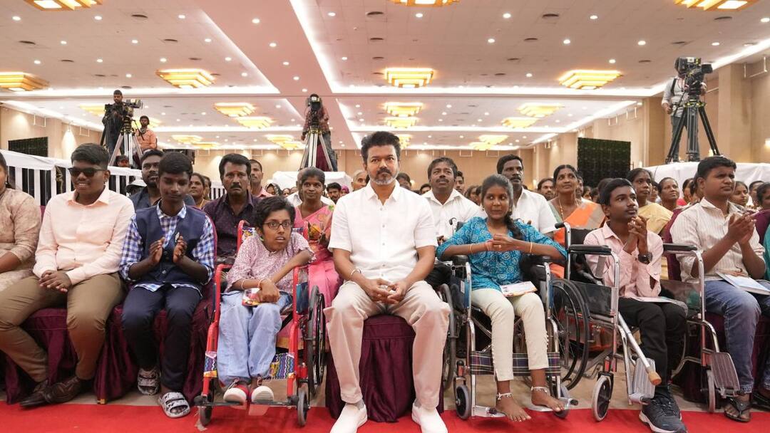 TVK Vijay: ”வண்டி வண்டிய கொண்டு வந்து கொட்ட போறாங்க..” தவெக தலைவர் விஜய் சொன்னது என்ன?