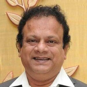 8 பொண்டாட்டி... ஆளுக்கு 100 பவுன் நகை! 20 பிள்ளைகள்.. எங்க பார்த்தாலும் பேர குழந்தைனு வாழ்ந்த நடிகர் யார் தெரியுமா?