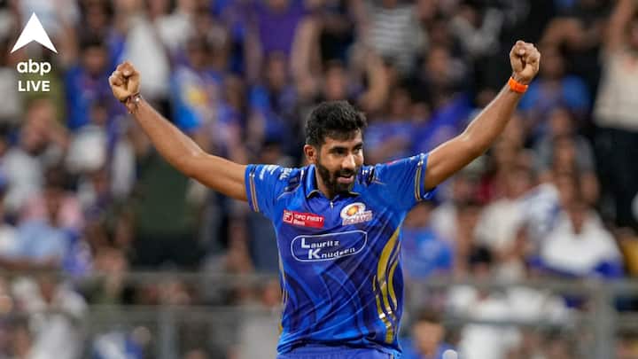 ৩১ বছরের ফাস্টবোলারকে চোট সমস্যা বারবার ভুগিয়েছে। বেছে বেছে ম্যাচ খেলছেন আন্তর্জাতিক ক্রিকেটেও।