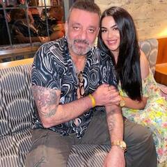 कोई बनीं बिजनेसवुमेन, तो कोई है स्विमिंग चैम्पियन...एक्टिंग से कोसों दूर रहते हैं ये पॉपुलर स्टारकिड्स