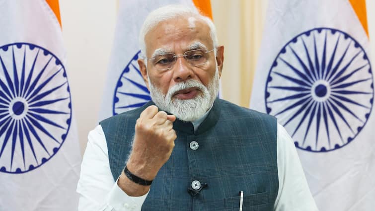PM Narendra Modi is coming to Siwan Bihar Today Before Assembly Election 2025 Check Details PM Modi Siwan Bihar: चुनाव से पहले आज फिर बिहार आ रहे नरेंद्र मोदी, क्या कुछ सौगात देंगे? डिटेल जानें