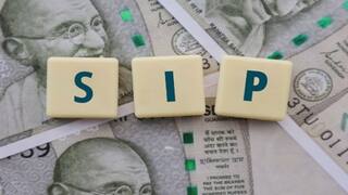 Mutual Funds: ઈરાન-ઈઝરાયલ યુદ્ધ દરમિયાન કયા મ્યુચ્યુઅલ ફંડમાં રોકાણ કરવું શ્રેષ્ઠ?