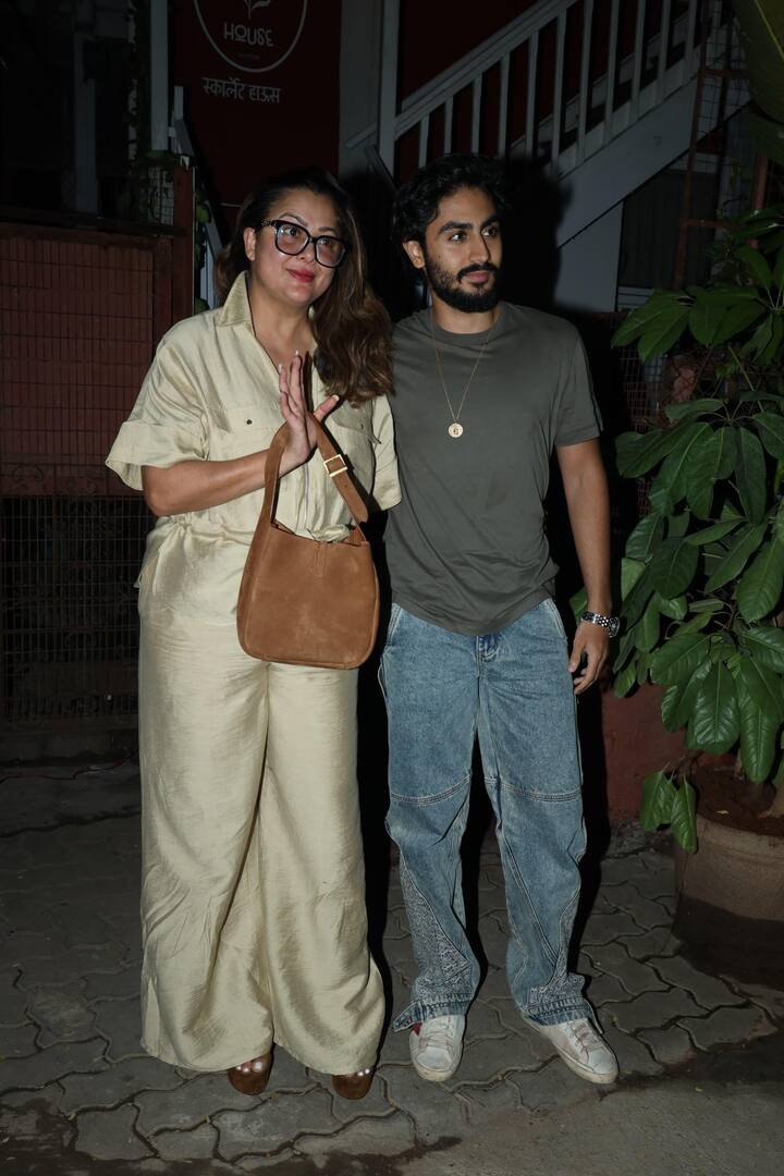 बता दें कि अमृता ने बतौर वीजे अपने करियर की शुरुआत की और साल 2002 में फरदीन खान के साथ फिल्म कितने दूर कितने पास से एक्टिंग में डेब्यू किया था.