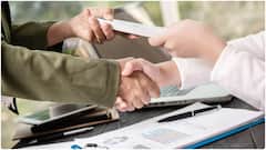 బ్యాంక్​ లోన్ క్లోజ్ చేసేప్పుడు కచ్చితంగా తీసుకోవాల్సిన డాక్యుమెంట్స్ ఇవే.. అస్సలు మరచిపోకండి