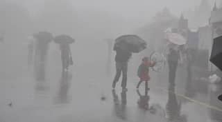 Bareilly Hit by Heavy Rains: Traffic Disrupted, Train Services Halted, 3 Dead in Storm