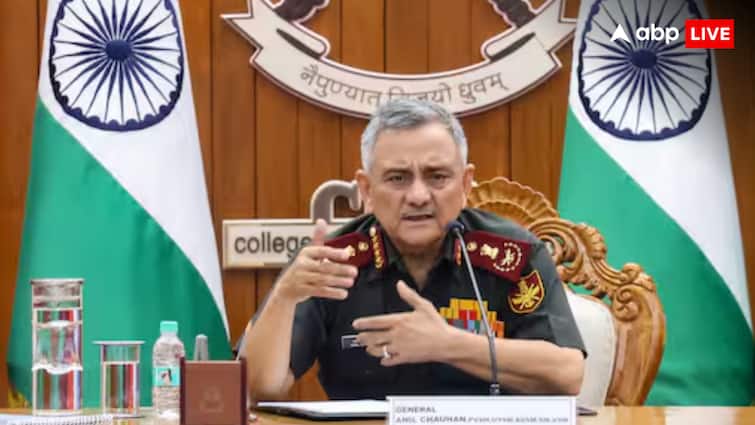 ‘साउथ एशिया में सामरिक स्थिरता के लिए PAK को भी आना होगा साथ’, बोले CDS अनिल चौहान ‘साउथ एशिया में सामरिक स्थिरता के लिए PAK को भी आना होगा साथ’, बोले CDS अनिल चौहान