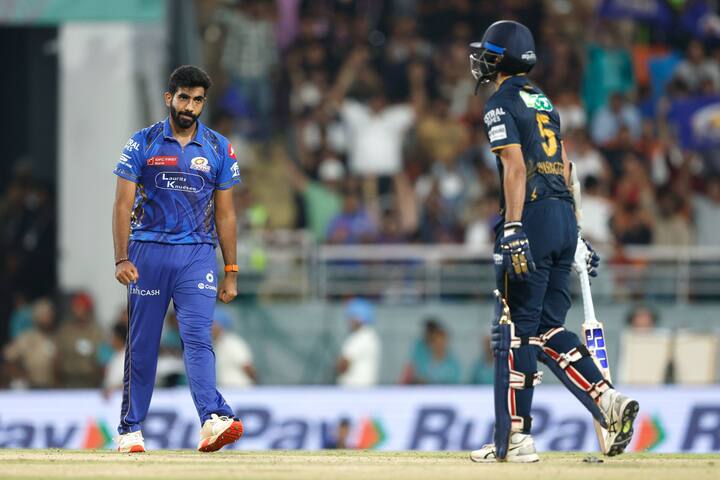 गुजरात टायटन्सच्या डावातील 13 व्या षटकात ही घटना घडली. मुंबईकडून ट्रेंट बोल्ट षटक टाकत होता. यावेळी जसप्रीत बुमराह सीमारेषेवर क्षेत्ररक्षण करत होता. (IPL 2025)