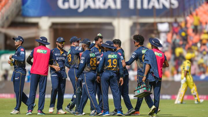 गुजरात टाइटंस शुक्रवार को मुंबई इंडियंस से एलिमिनेटर मुकाबले में हारकर टूर्नामेंट से बाहर हो गई. यहां जानिए वो 3 कारण जिसकी वजह से गुजरात इस साल का खिताब नहीं जीत पाई.