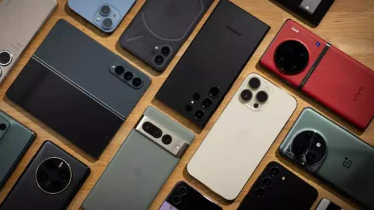 list of phone launch in june Motorola Razr 60 Alcatel V3 Series 5G Tecno Pova Curve 5G Launch price sale date
