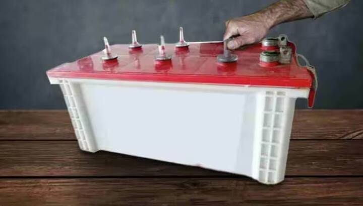 ਪਰ ਕੀ ਤੁਸੀਂ ਕਦੇ ਸੋਚਿਆ ਹੈ ਕਿ ਸਹੂਲਤ ਲਈ ਤੁਹਾਡੇ ਦੁਆਰਾ ਲਗਾਇਆ ਗਿਆ ਇਨਵਰਟਰ ਵੀ ਤੁਹਾਡੇ ਲਈ ਖ਼ਤਰਾ ਬਣ ਸਕਦਾ ਹੈ?