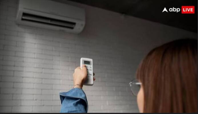 AC Timer Electricity Saving: ਬਹੁਤ ਸਾਰੇ ਲੋਕ ਏਸੀ ਚਲਾਉਣ ਵੇਲੇ ਟਾਈਮਰ ਦੀ ਵਰਤੋਂ ਕਰਦੇ ਹਨ। ਕੀ ਟਾਈਮਰ ਲਗਾਉਣ ਅਤੇ ਰਾਤ ਨੂੰ ਏਸੀ ਵਾਰ-ਵਾਰ ਬੰਦ ਕਰਨ ਨਾਲ ਬਿਜਲੀ ਦੀ ਬਚਤ ਹੁੰਦੀ ਹੈ। ਜਾਣ ਲਓ ਜਵਾਬ