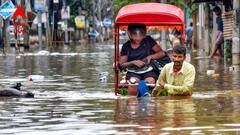 Weather Update: জলমগ্ন রাস্তা দিয়ে চলছে বোট! মেঘভাঙা বৃষ্টি, ধসে বিধ্বস্ত উত্তর-পূর্ব ভারত