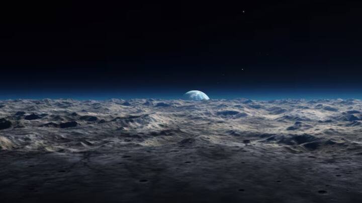 চাঁদের মাটিতে বসানো হবে বলে Lunar Crater Radio Telescope নাম রাখা হয়েছে প্রকল্পের। ব্রহ্মাণ্ডের রহস্য এবং বেসরকারি কৃত্রিম উপগ্রহ থেকে নির্গত বিকিরণের কী প্রভাব পড়ছে, তা বুঝতে চান বিজ্ঞানীরা। বেসরকারি স্য়াটেলাইট থেকে নির্গত বিকিরণ পৃথিবীর রেডিও অ্যাস্ট্রনমিকে প্রভাবিত করতে পারে বলে আশঙ্কা। তাই এই প্রচেষ্টা।