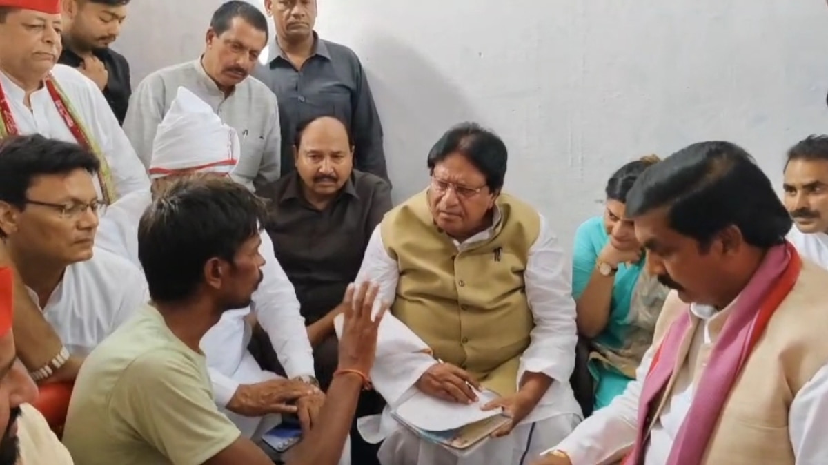 अलीगढ़: दलित बारात कांड पर गरमाई सियासत, सपा सांसद रामजीलाल सुमन ने सरकार पर बोला हमला