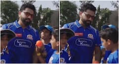 Aapko Out Kaise Karne Ka? - Rohits Witty Reply Wins Hearts