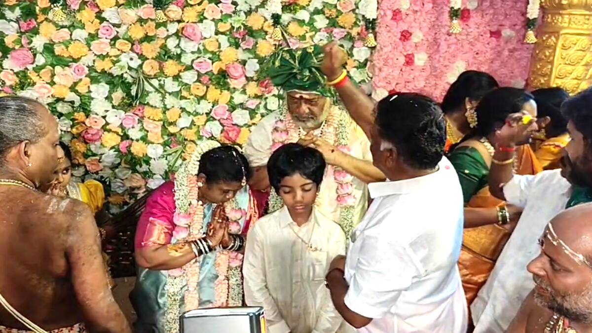 திருக்கடையூர் கோயிலில் நடைபெற்ற பீமரத சாந்தி திருமணம் - குடும்பத்துடன் கலந்துக்கொண்ட ஓ.பன்னீர்செல்வம்