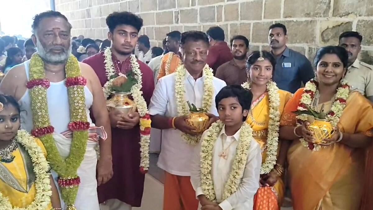 திருக்கடையூர் கோயிலில் நடைபெற்ற பீமரத சாந்தி திருமணம் - குடும்பத்துடன் கலந்துக்கொண்ட ஓ.பன்னீர்செல்வம்