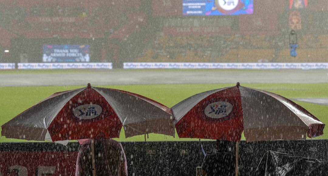 Ahmedabad Weather Forecast For RCB vs PBKS Final: Know The Rules If Rain Stops Play IPL 2025 Final RCB vs PBKS Ahmedabad Weather Forecast 3 June IMD Rain Alerts Ahmedabad Weather Forecast For RCB vs PBKS Final: Know The Rules If Rain Stops Play