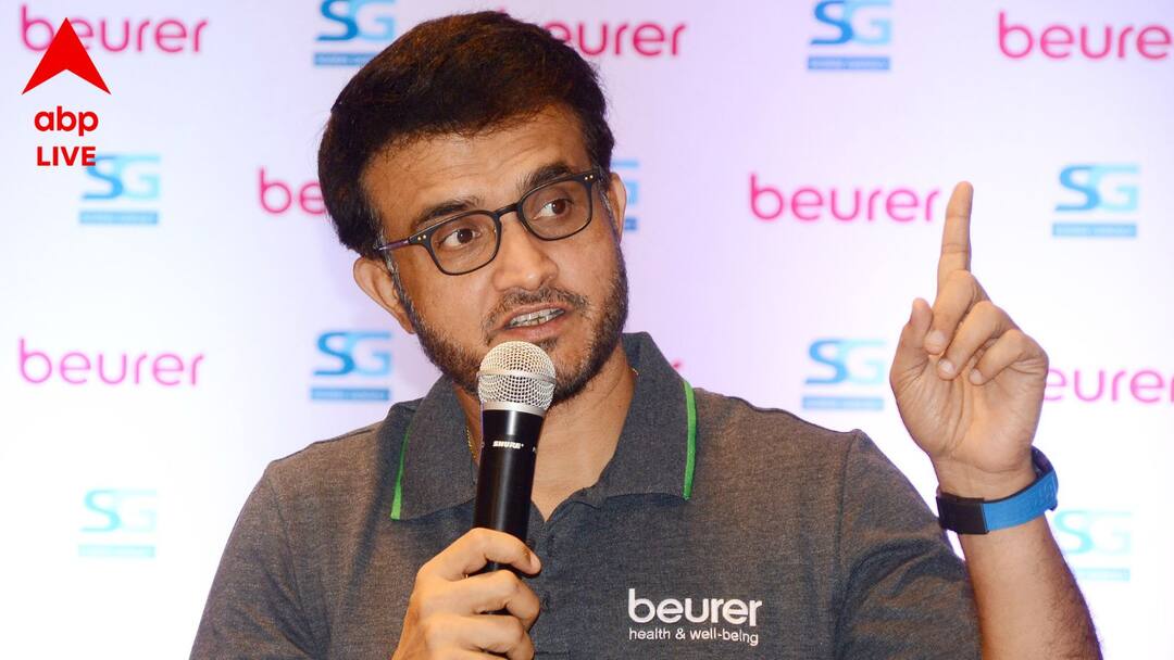 CAB First Division League Final at Eden Gardens resumes after almost 5 hours of stoppage as Sourav Ganguly interferes Sourav Ganguly: সৌরভের হস্তক্ষেপে কাটল জট, পাঁচ ঘণ্টা বন্ধ থাকার পর ইডেনে শুরু হল লিগ ফাইনাল