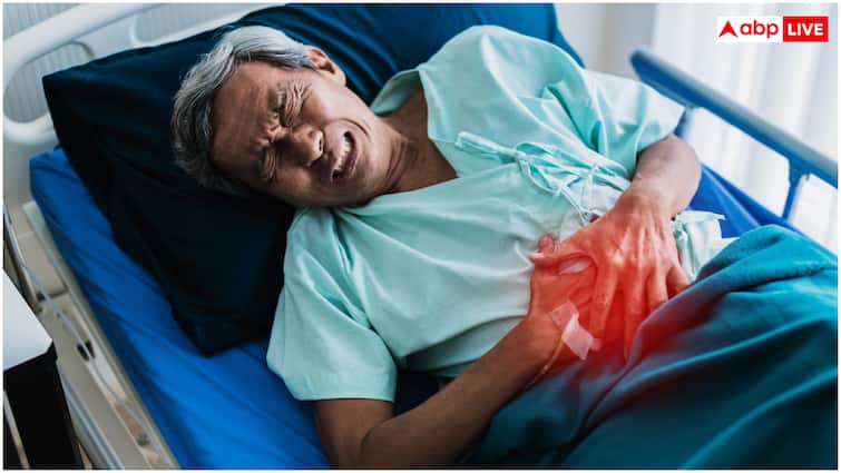 These symptoms indicate kidney damage किडनी डैमेज होने का इशारा करते हैं ये लक्षण...नजरअंदाज करना पड़ सकता है भारी