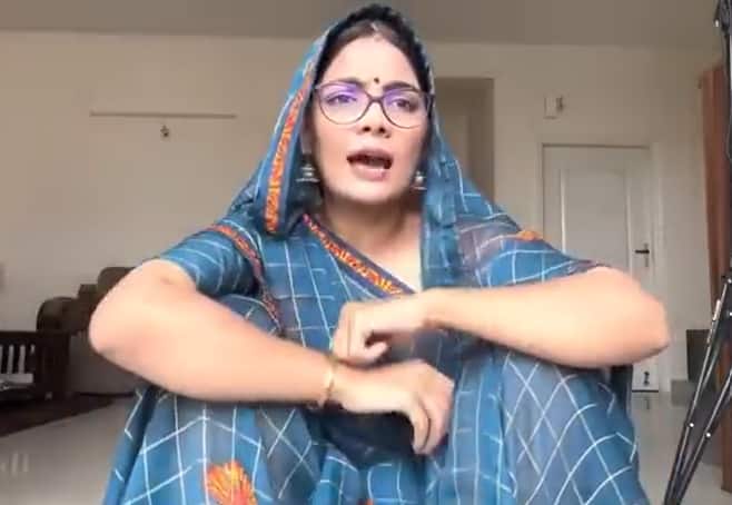 रिपोर्ट्स के अनुसार, यूट्यूब पर भारत में लोग लगभग 40-150 रुपये प्रति हजार व्यूज कमा सकते हैं. नेहा वीडियो को लाखों व्यूज मिलते हैं, इससे ऐसा अनुमान लगा सकते हैं कि वो महीने का 1-5 लाख रुपये तक कमा सकती हैं.
