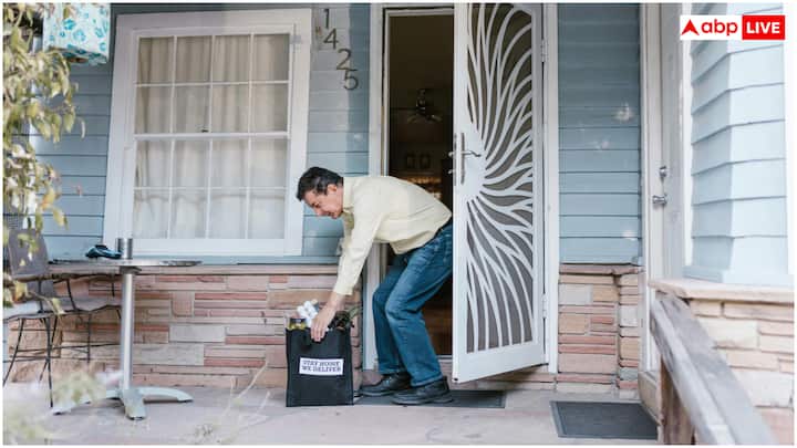 कोरोना के बढ़ते केसेज के बीच जो सबसे बड़ा सवाल चर्चा का विषय बना हुआ है कि लाॅकडाउन कब लगता है? लाॅकडाउन की ​स्थिति हालातों पर डिपेंड कर सकती है.