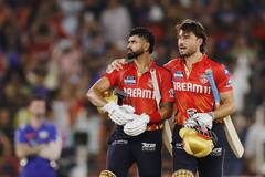 MI vs PBKS IPL 2025: स्वप्नभंग होताच हार्दिक कोसळला, नीता अंबानी कपाळाला हात लावून बसल्या; रोहित शर्माचा फोटो पाहून चाहते हळहळले