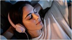 Sleeping with Headphones : నిద్రపోయేప్పుడు మ్యూజిక్ వినే అలవాటు ఉందా? అయితే ఇది మీకోసమే