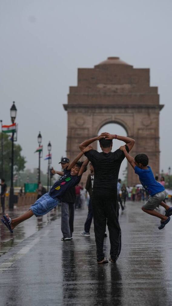 दिल्ली में तेज आंधी और बारिश ने दिलाई गर्मी से राहत, आज कैसा रहेगा मौसम?