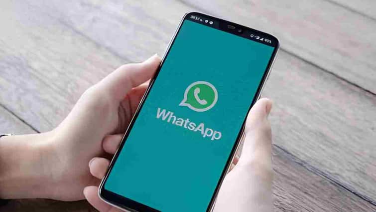 अब सुनो मत, पढ़ो! WhatsApp में ऑन करें ये फीचर, आलसी लिस्नर्स के लिए साबित होगा मसीहा