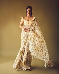 Wamiqa Gabbi Saree Look: વામિકા ગબ્બીનો ગ્લેમરસ સાડી લૂક, જુઓ તસવીરો