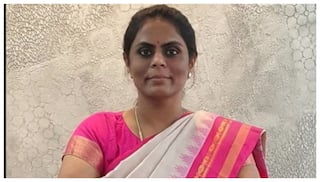 Telangana News:పిల్లలు టాయిలెట్స్ కడిగితే తప్పేంటన్న ఐఏఎస్ ఆఫీసర్‌- సీఎస్‌, డీజీపీకి ఎస్సీ కమిషన్ నోటీసులు 