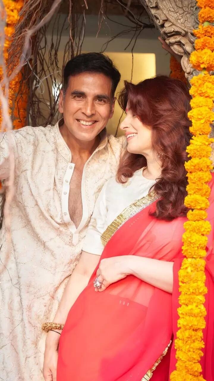 वहीं डीएनए इंडिया की एक रिपोर्ट के अनुसार आज अक्षय और ट्विंकल की मिलाकर करीब 3542 करोड़ रुपए की संपत्ति है. बता दें कि अक्षय इन दिनों फिल्म ‘हाउसफुल 5’ को लेकर चर्चा में हैं.