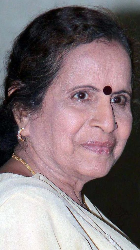 79 की उम्र में क्यों डर-डर कर जी रहीं पवित्र रिश्ता फेम ये एक्ट्रेस?