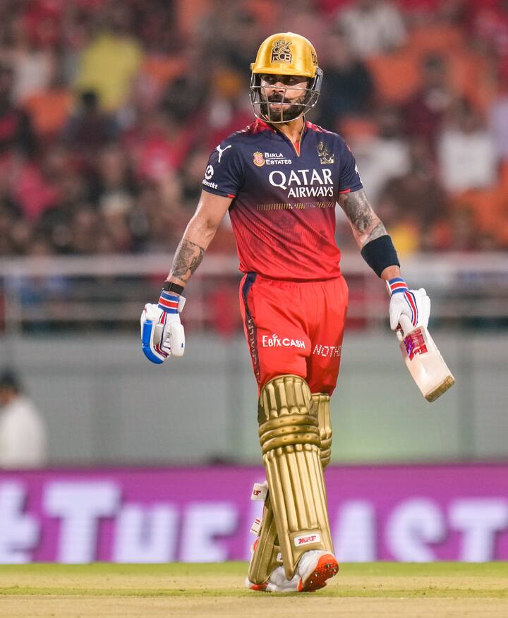 कोहली, सुदर्शन से 145 रन पीछे हैं. वहीं अय्यर सुदर्शन से 156 रन पीछे हैं. कोहली और अय्यर मंगलवार को रॉयल चैलेंजर्स बेंगलुरु और पंजाब किंग्स के बीच होने वाले फाइनल मुकाबले में खेलते हुए दिखेंगे. कोहली ने अब तक 614 और अय्यर ने 603 रन बनाए हैं.