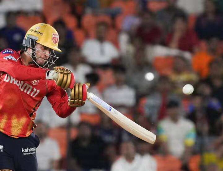 ਲੀਗ ਤੋਂ ਇਲਾਵਾ, ਆਈਪੀਐਲ ਪ੍ਰਸ਼ੰਸਕ ਜੇਤੂ ਟੀਮ ਨੂੰ ਮਿਲਣ ਵਾਲੀ ਚਮਕਦਾਰ ਟਰਾਫੀ ਵਿੱਚ ਵੀ ਬਹੁਤ ਦਿਲਚਸਪੀ ਰੱਖਦੇ ਹਨ। ਲੋਕ ਗੂਗਲ 'ਤੇ ਇਸਦੀ ਕੀਮਤ ਤੋਂ ਲੈ ਕੇ ਇਸਦੇ ਡਿਜ਼ਾਈਨ ਤੱਕ ਬਹੁਤ ਸਾਰੀਆਂ ਚੀਜ਼ਾਂ ਖੋਜਦੇ ਹਨ।